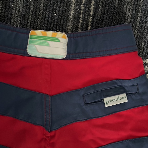 Boys Greenlines swim shorts size 6 100% recycled materials! Adjustable waist - Picture 3 of 4